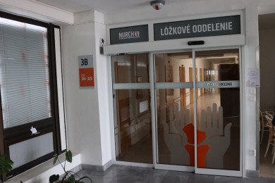 Automatické posuvné dvere