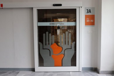 Automatické posuvné dvere